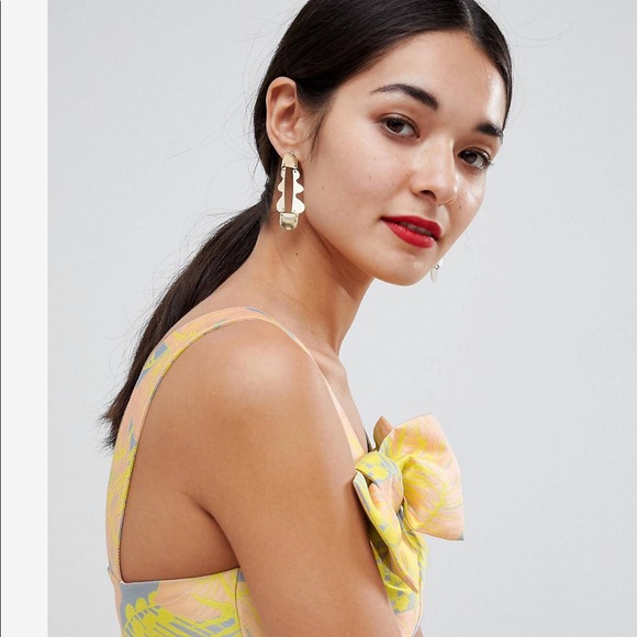 NWT Jacquard bow romper - Picture 3 of 6